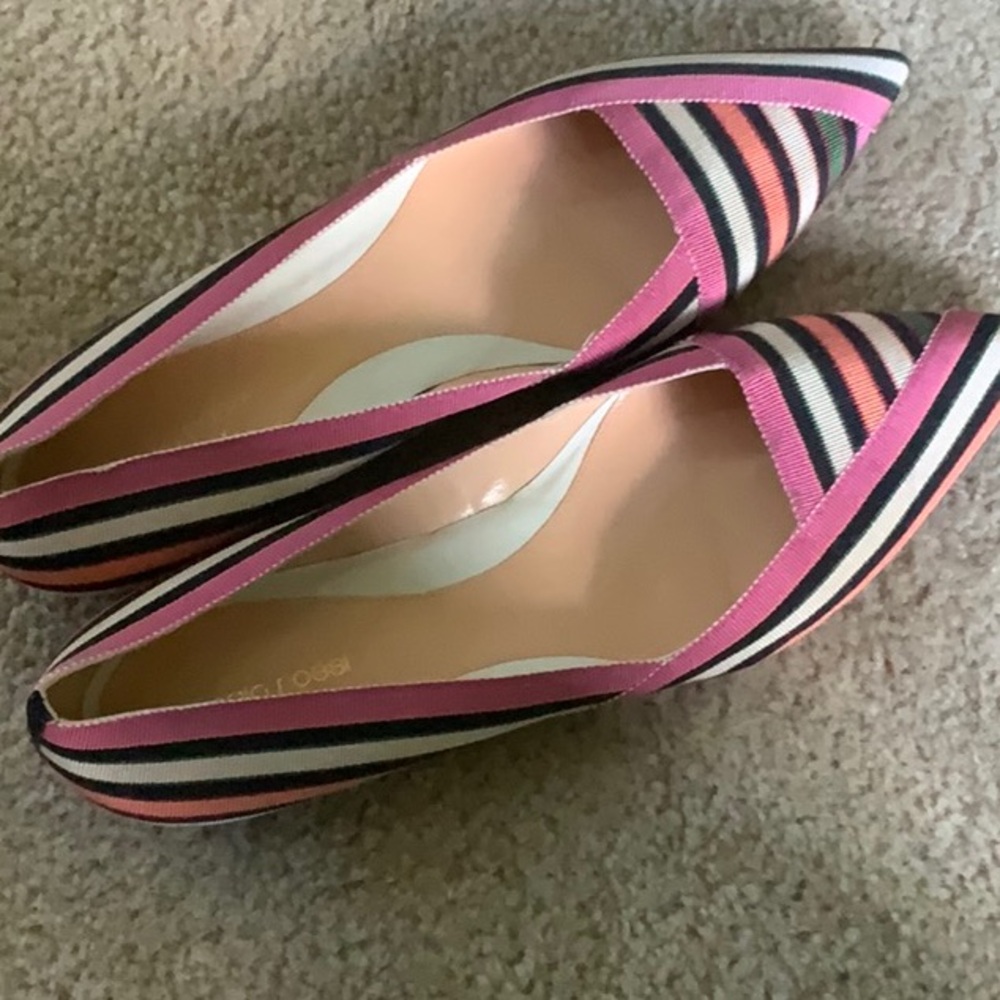 Sergio Rossi flats, size 41, never worn.